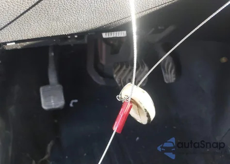 2014 Nissan Rogue Sv z USA, uszkodzony, nr VIN 5N1AT2ML9EC767875